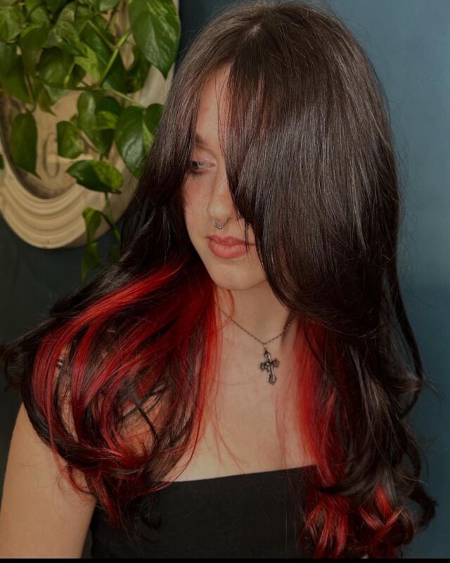 Colour transformation by our senior stylist @hollyjadehair 🔥 

#brightonhairdresser #transformation #birthdayhair #redhair #colourtransformation